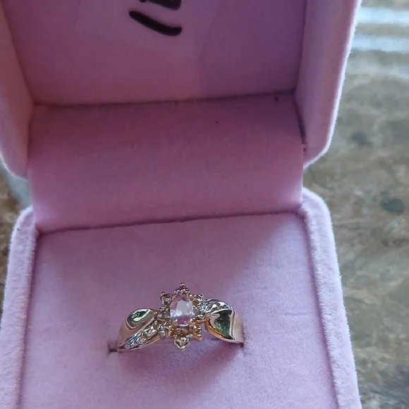 Vintage Size 6 3/4 - 7, 10k - 2.03g Pink Gemstone Ring - Picture 1 of 6